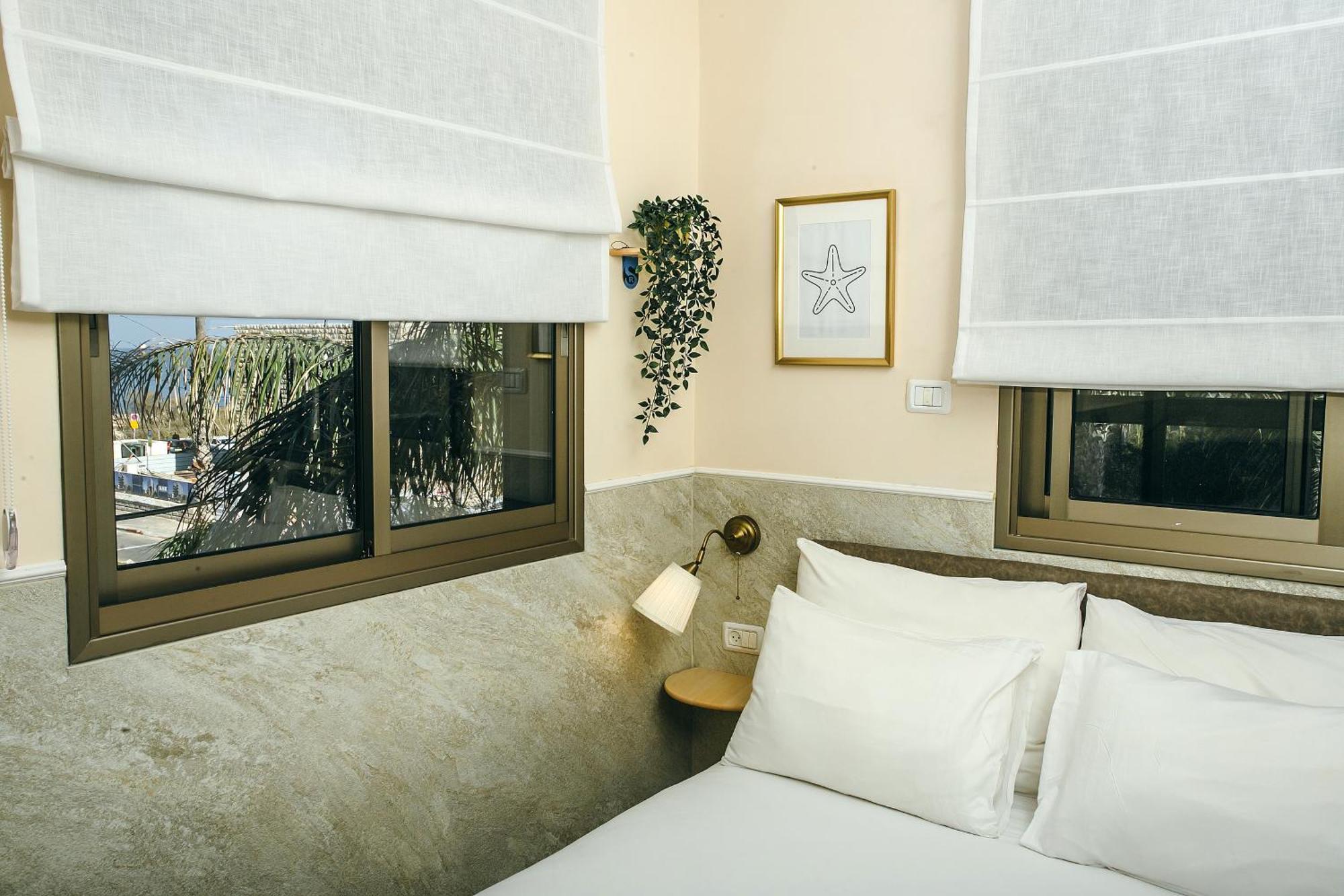 Domus Bat Galim Hotel ハイファ エクステリア 写真